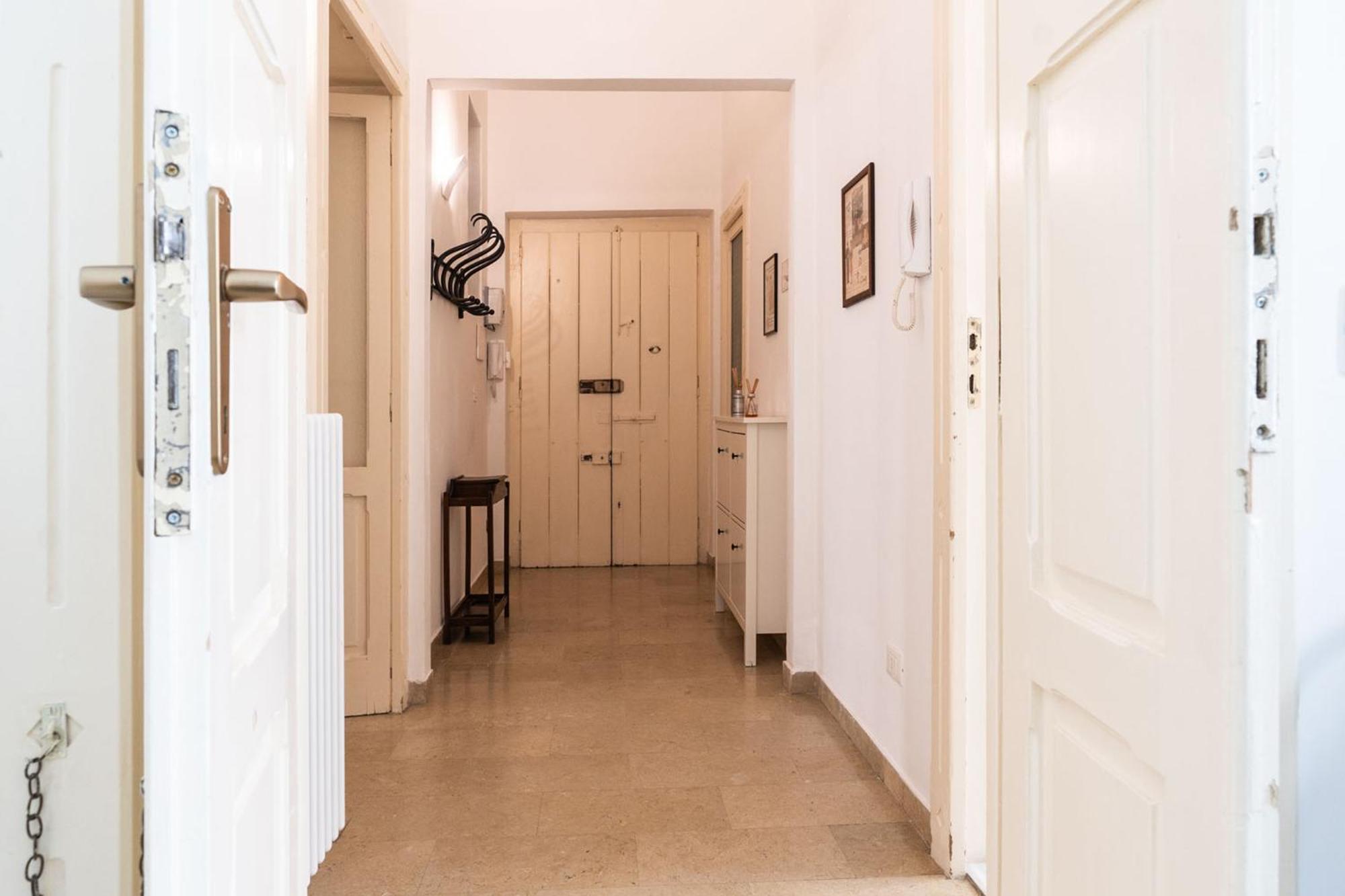 Nena House Apartment Bari Bagian luar foto
